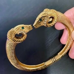 🖤KJL💕Ram’s heads cuff bracelet